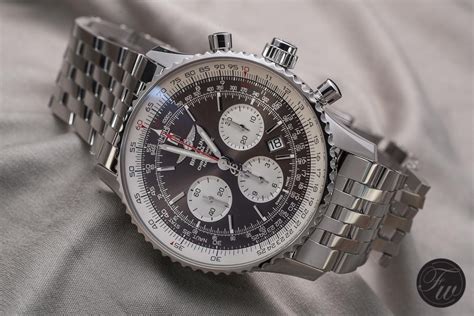 breitling électronique réplique